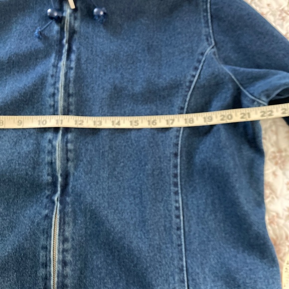 Soft & Comfy Lined Denim Jacket - Picture 7 of 8